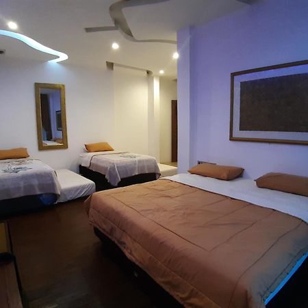 Villa Eaden Puncak Bagian luar foto