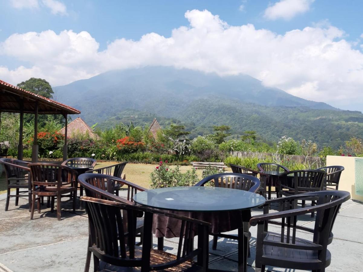 Villa Eaden Puncak Bagian luar foto
